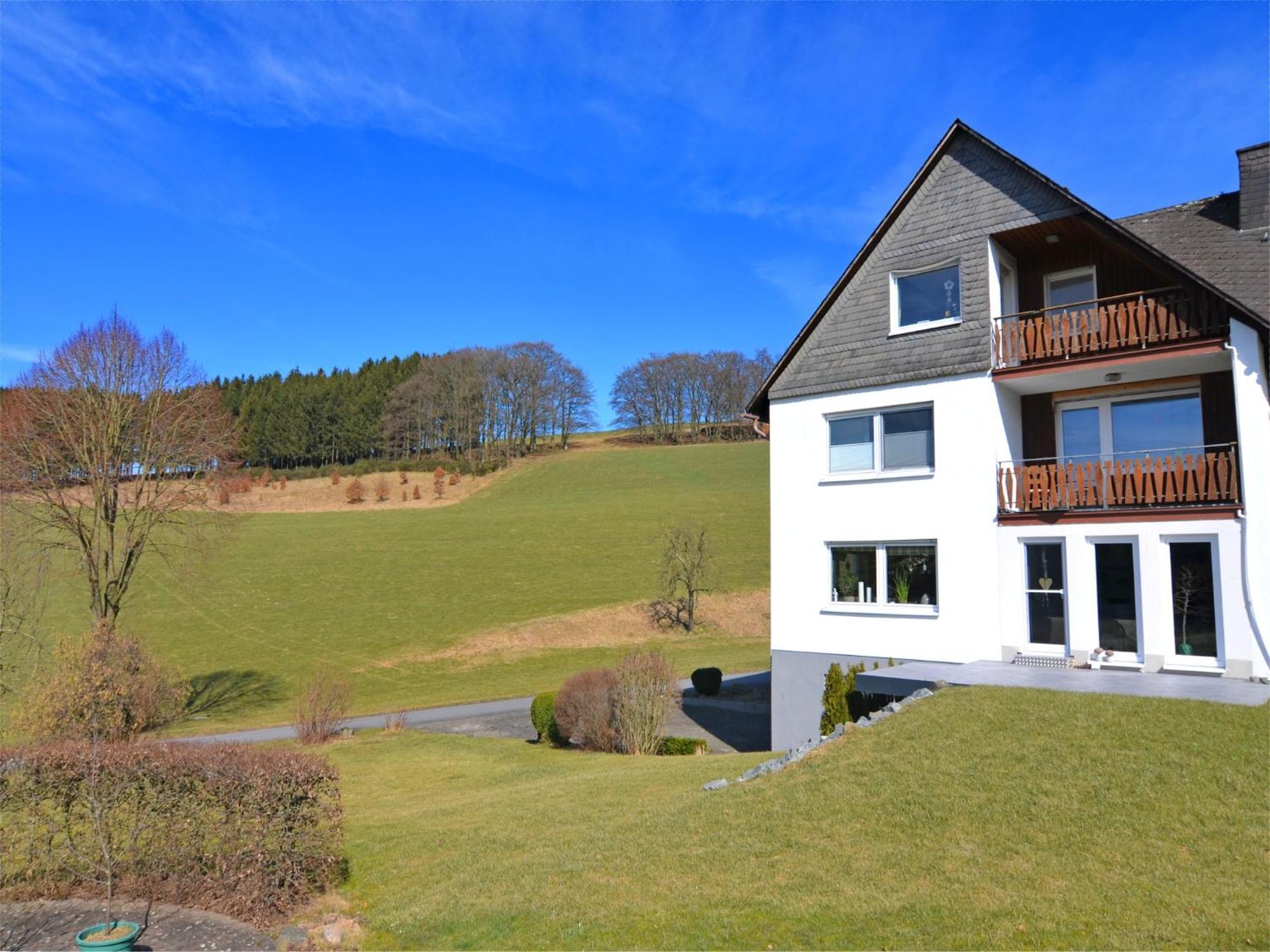 Modern Apartment In Sellinghausen With Terrace Schmallenberg Extérieur photo